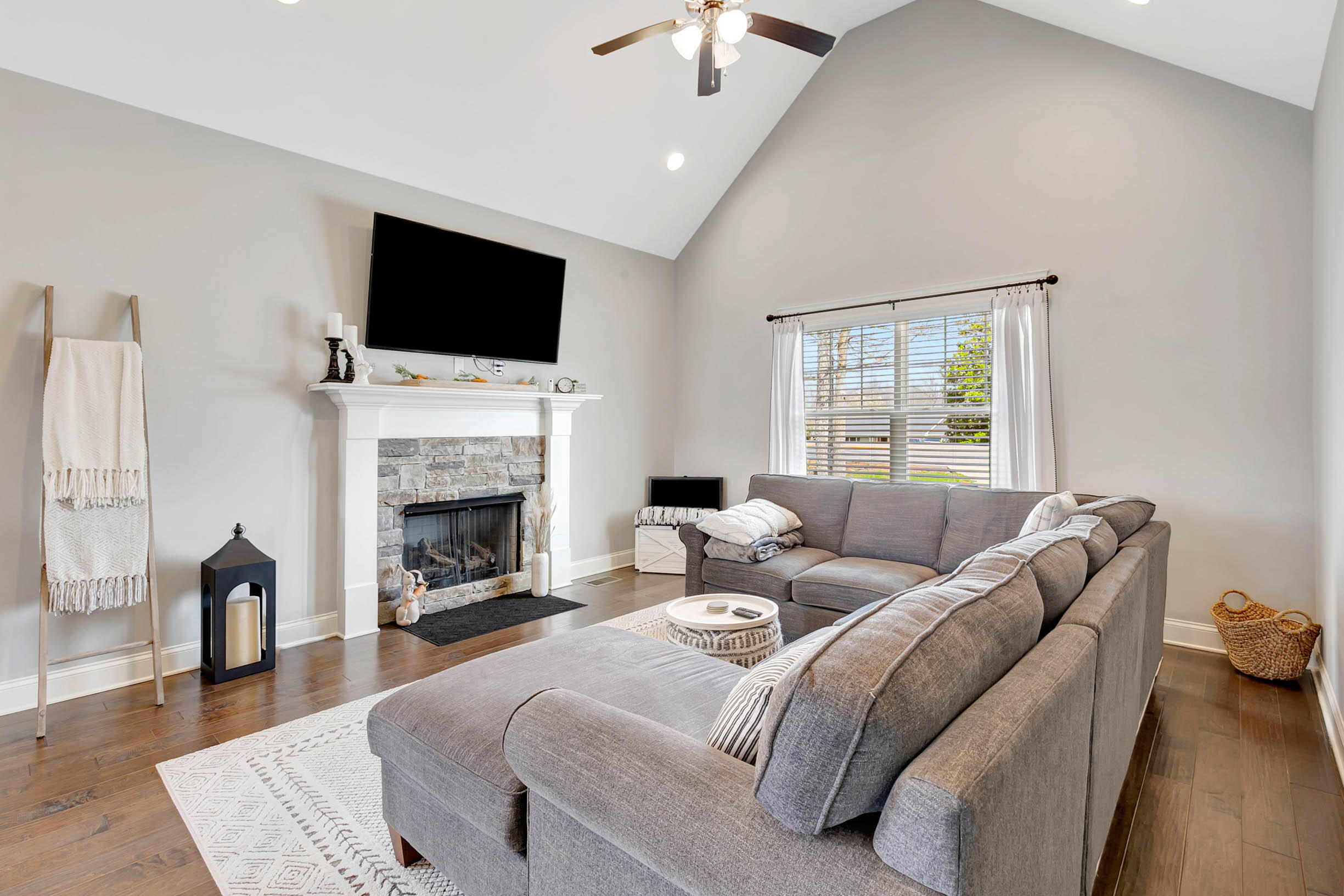 8476 Standifer Gap Road Chattanooga, TN 37421 - Photo 5 of 35 03-Pinnacle Tour - 5476 Standifer Gap -