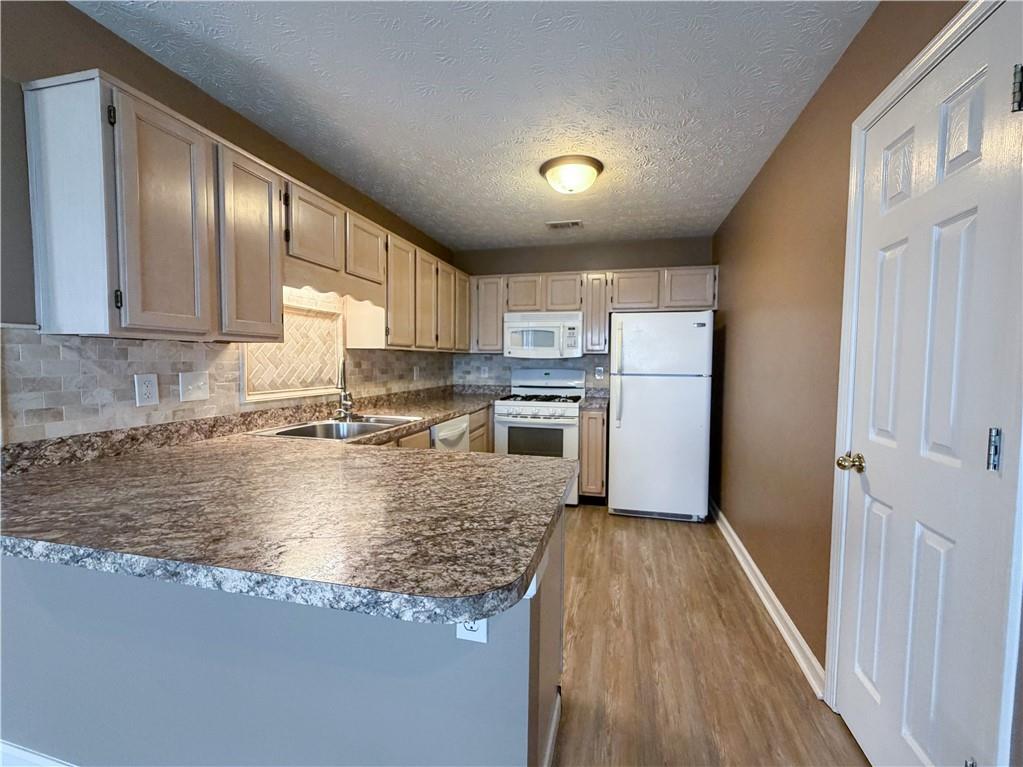 2711 Highland Ridge Northwest Kennesaw, GA 30152 - Photo 5 of 25