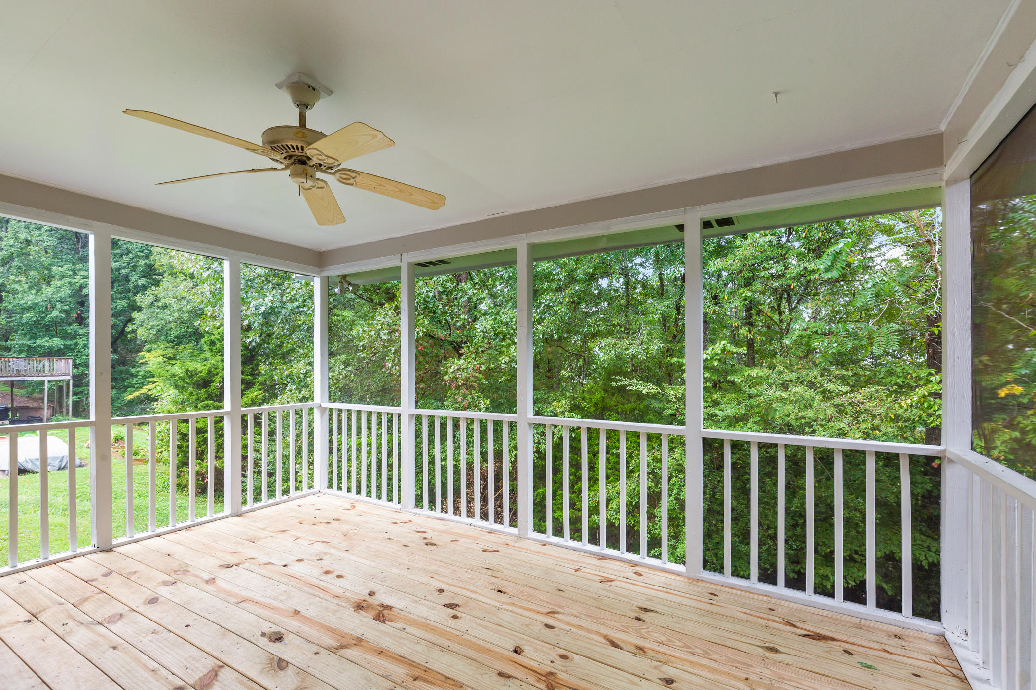 703 Swansons Ridge Road Chattanooga, TN 37421 - Photo 14 of 26 Screened-In Porch