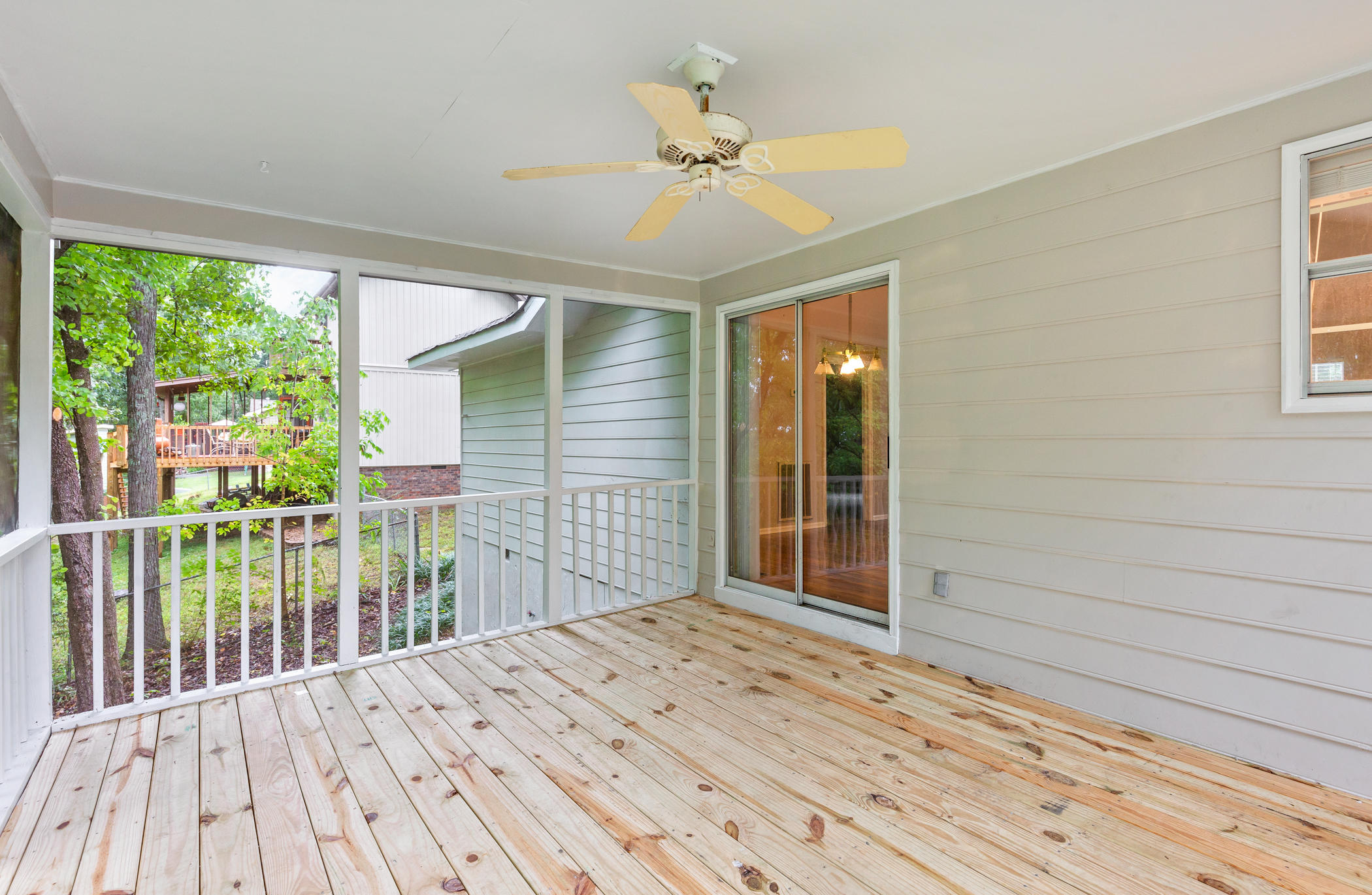 703 Swansons Ridge Road Chattanooga, TN 37421 - Photo 15 of 26 Screened-In Porch