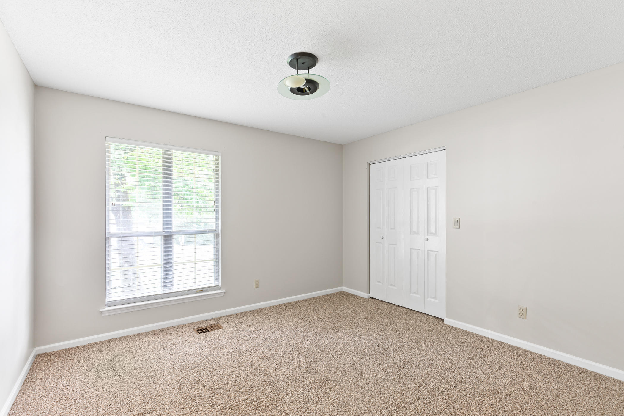 703 Swansons Ridge Road Chattanooga, TN 37421 - Photo 16 of 26 Bedroom