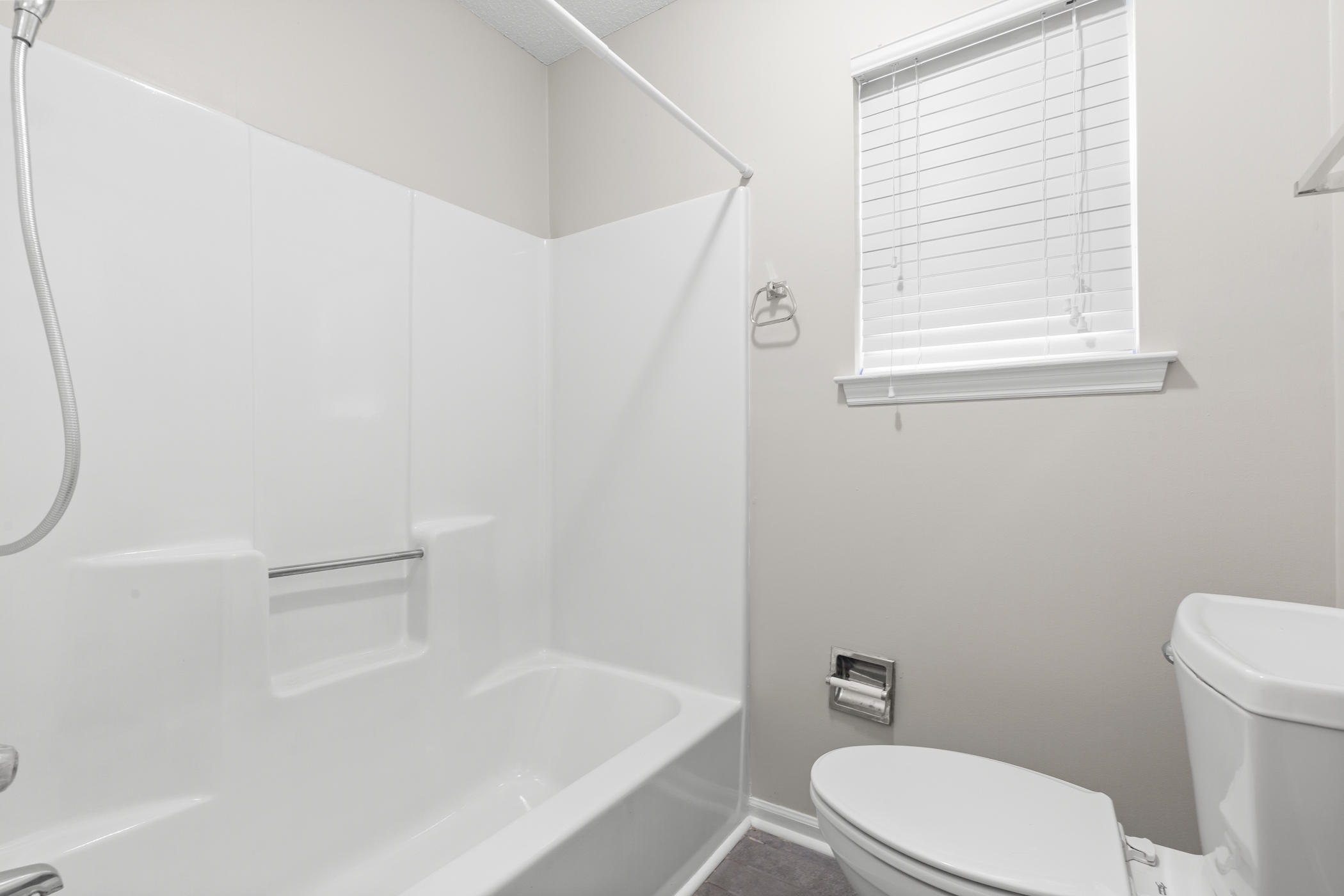 703 Swansons Ridge Road Chattanooga, TN 37421 - Photo 19 of 26 Bathroom