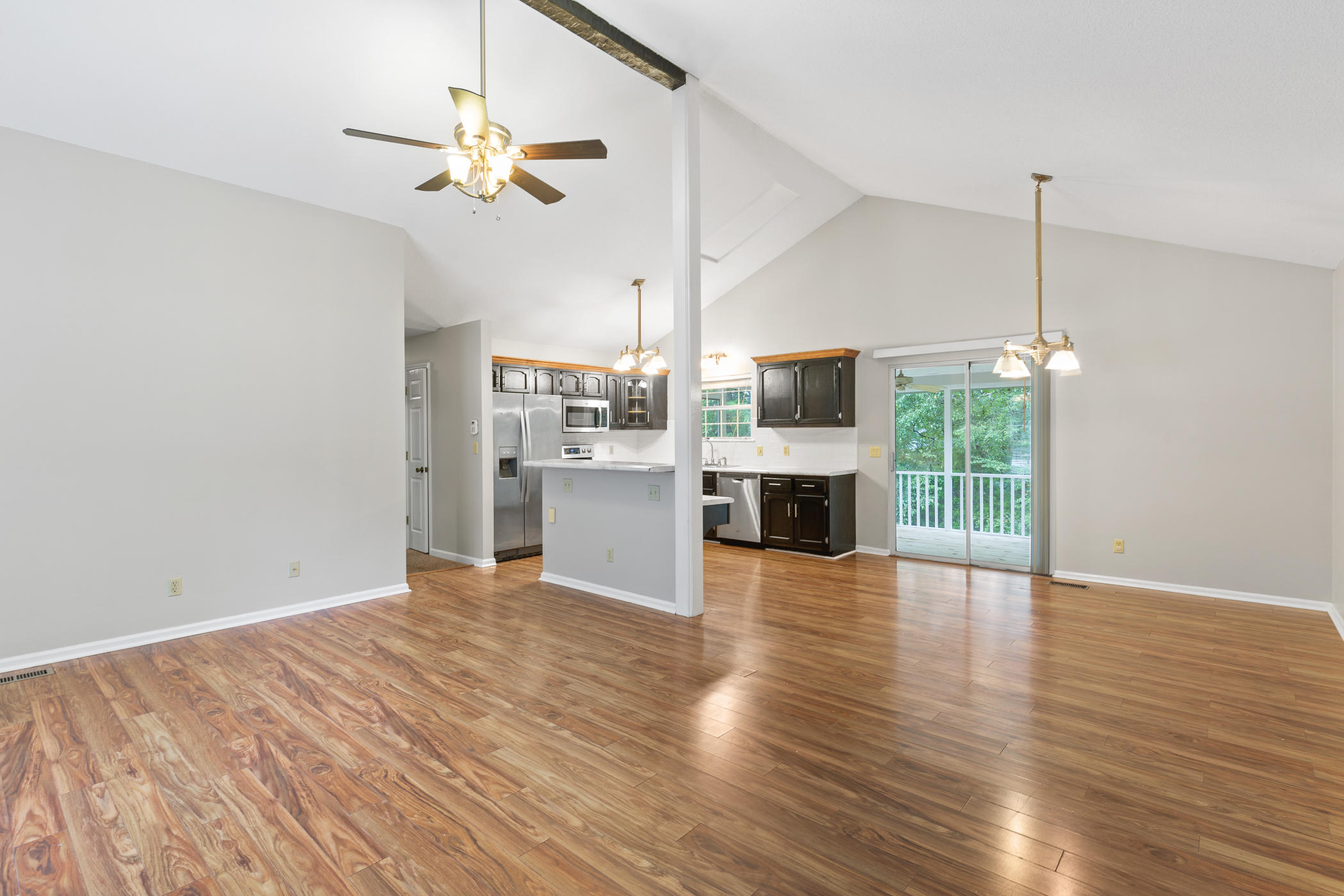 703 Swansons Ridge Road Chattanooga, TN 37421 - Photo 5 of 26 Great Room