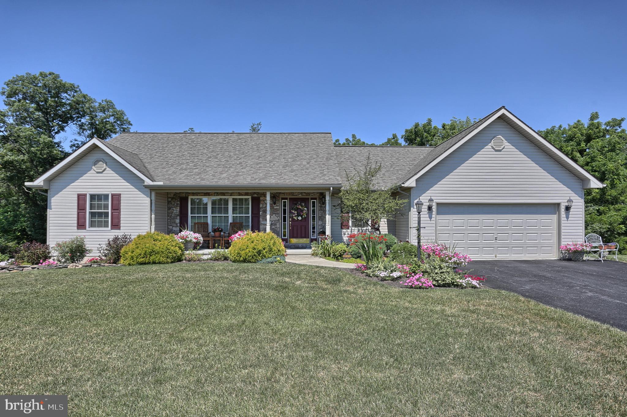 1508 Rolling Meadow Road Lebanon, PA 17046 - Photo 1 of 48 Front elevation