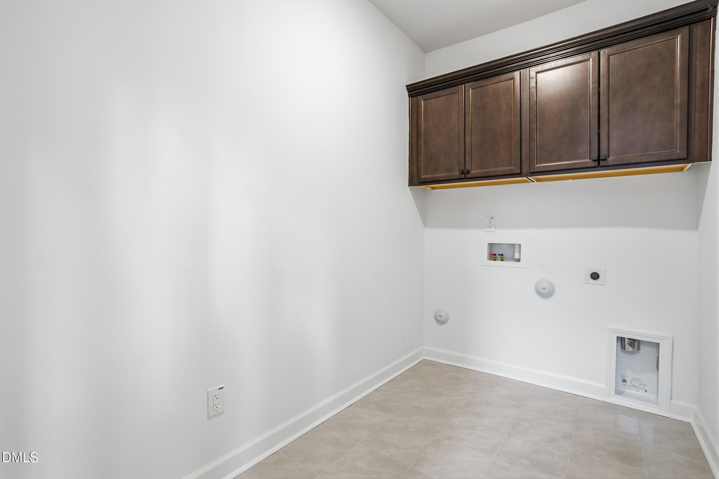1109 Bell Heather Road, Unit 5 Durham, NC 27703 - Photo 13 of 35 FMWeb18