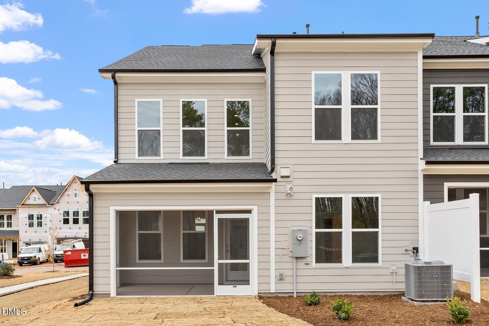 1109 Bell Heather Road, Unit 5 Durham, NC 27703 - Photo 14 of 35 FMWeb27
