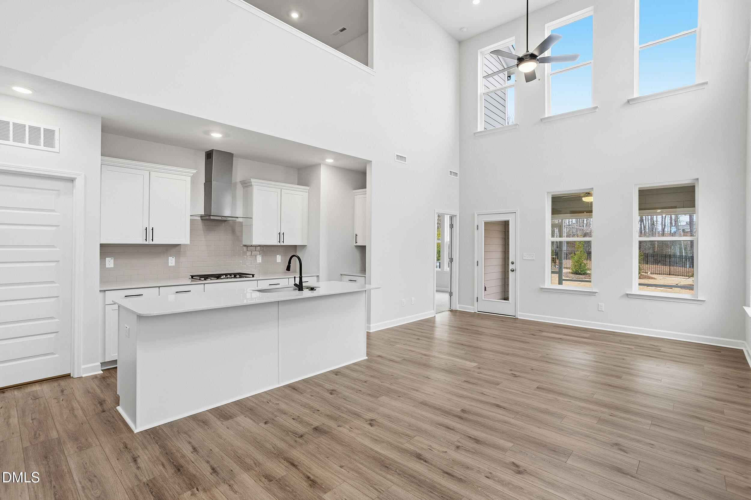 1109 Bell Heather Road, Unit 5 Durham, NC 27703 - Photo 3 of 35 FMWeb03