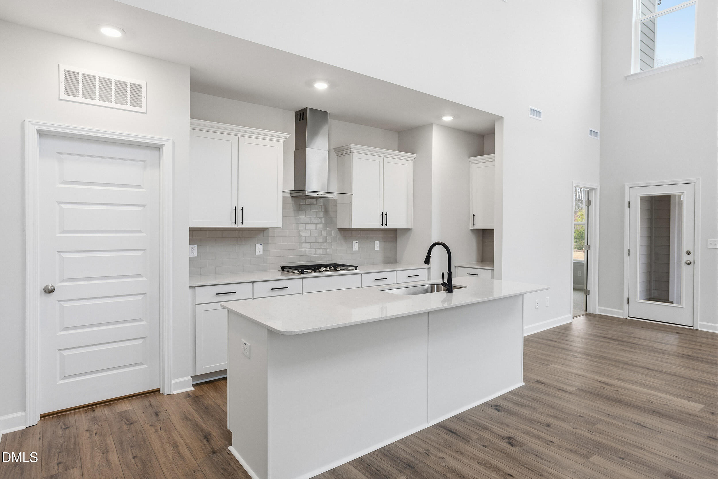 1109 Bell Heather Road, Unit 5 Durham, NC 27703 - Photo 6 of 35 FMWeb07
