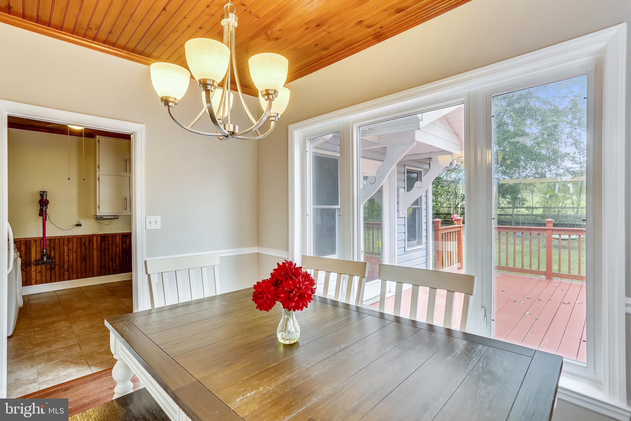 28804 Ridge Road Mount Airy, MD 21771 - Photo 14 of 39