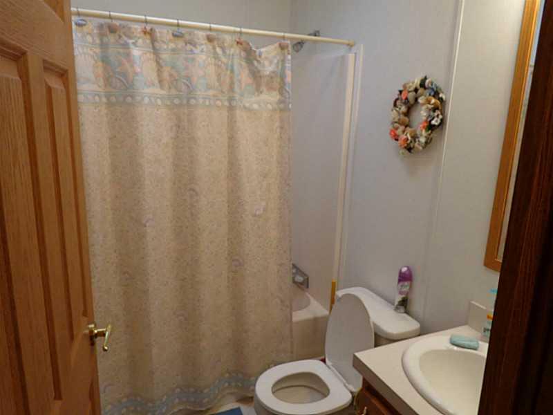 135 Laurel Crest Road Somerset, PA 15501 - Photo 8 of 25 Full Bath.