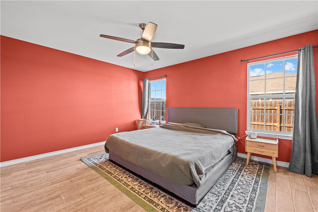 105 Atkinson Drive Orange Grove, TX 78372 - Photo 12 of 27