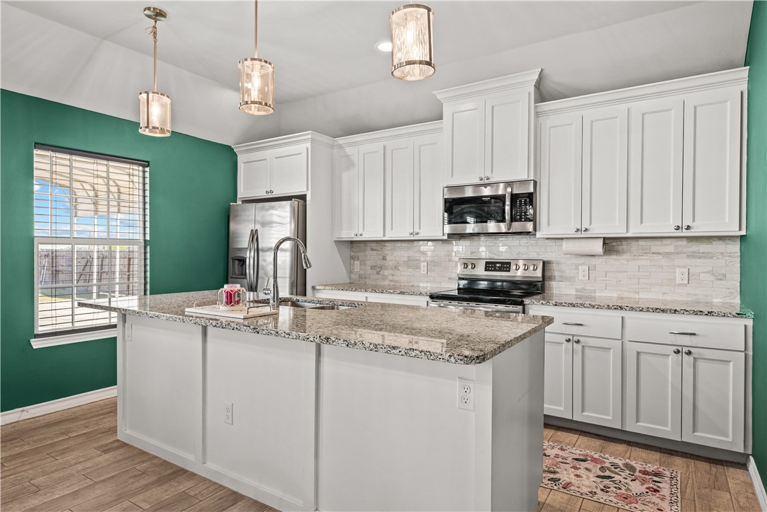 105 Atkinson Drive Orange Grove, TX 78372 - Photo 10 of 27