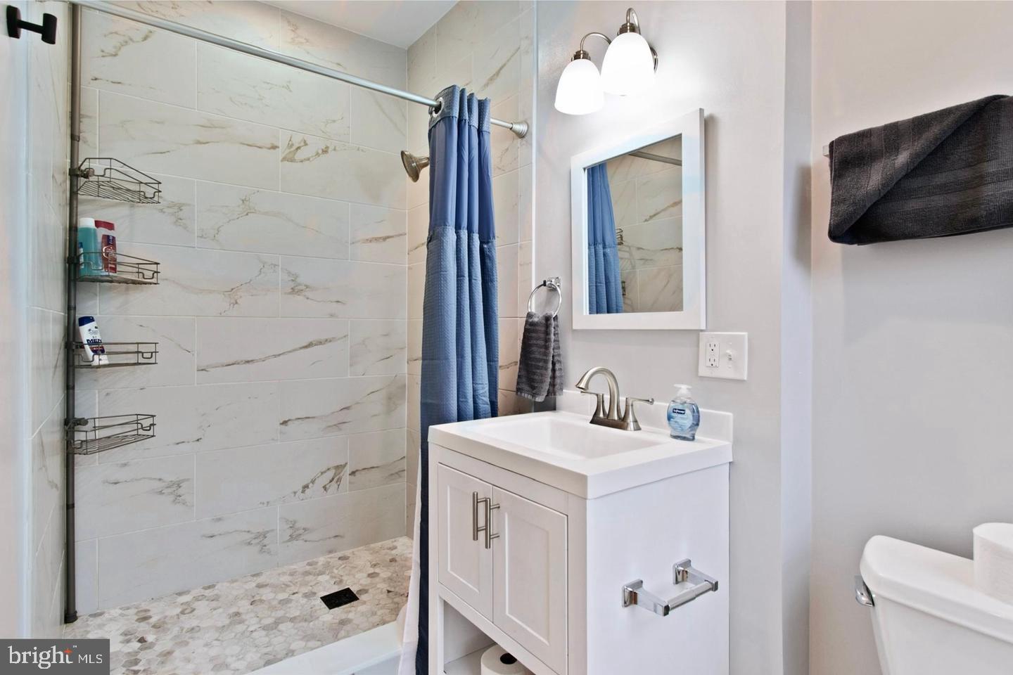 1004 11th Street Northeast Washington, DC 20002 - Photo 16 of 46