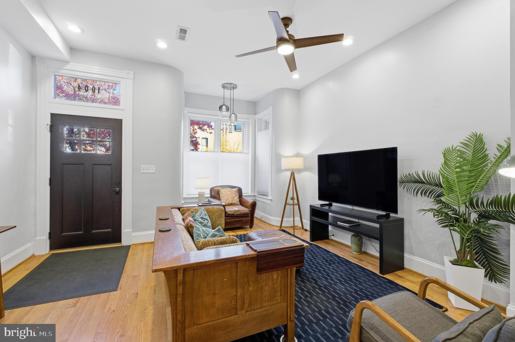 1004 11th Street Northeast Washington, DC 20002 - Photo 3 of 46