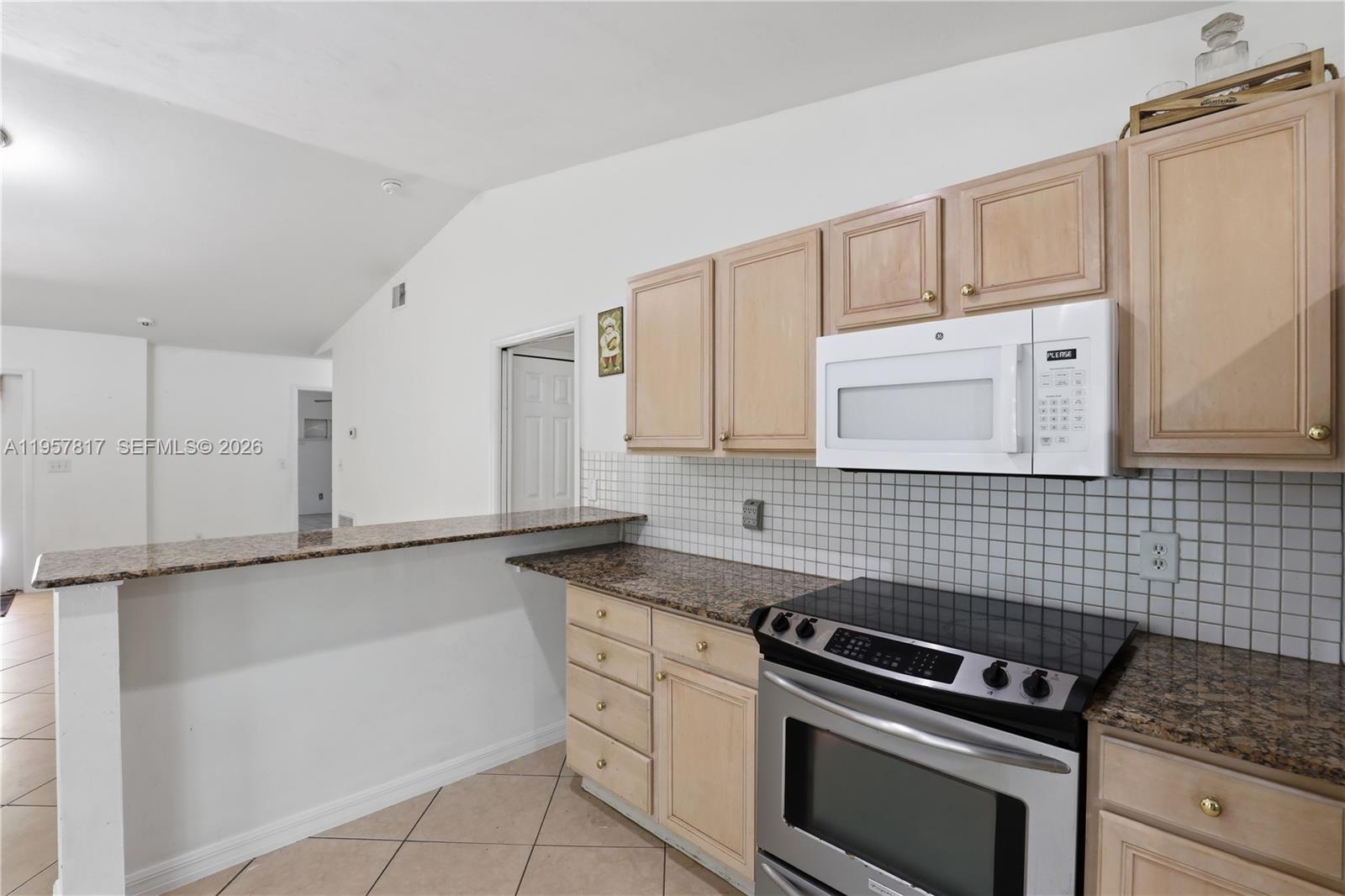 530 7th Street Southwest Naples, FL 34117 - Photo 12 of 39