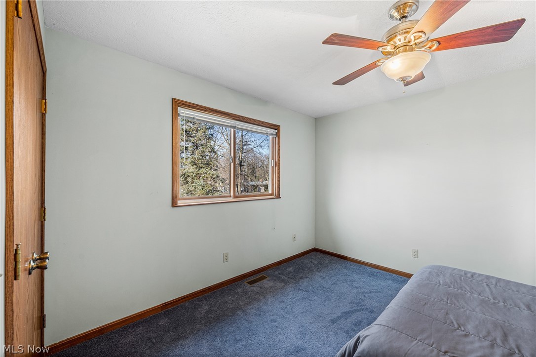 5909 Ruple Parkway Brook Park, OH 44142 - Photo 28 of 35 Gallery Image 28