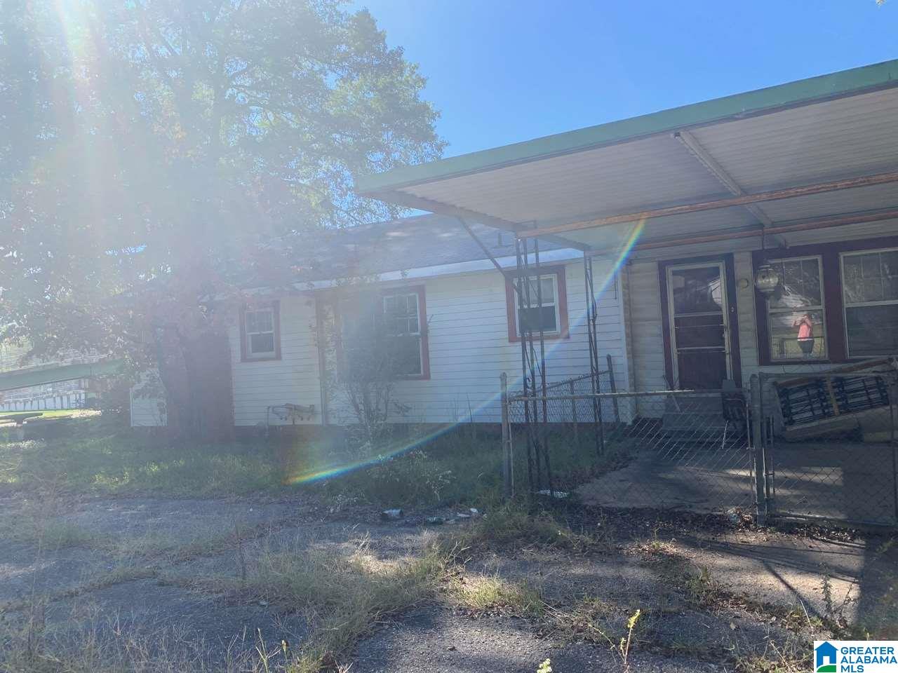 906 Windsor Street Gadsden, AL 35903 - Photo 3 of 4