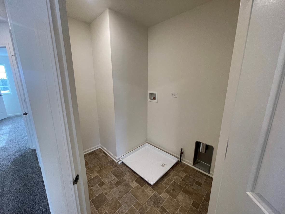 778 Westbury Drive Cary, IL 60013 - Photo 16 of 29 a view of an empty room