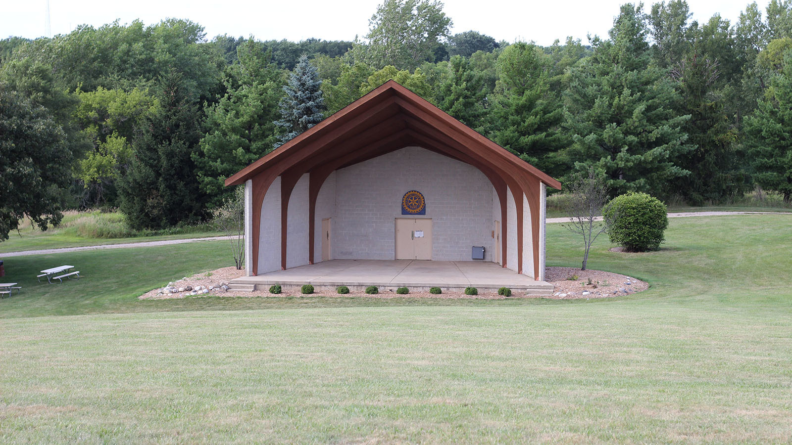 778 Westbury Drive Cary, IL 60013 - Photo 24 of 29 a front view of a house with a yard