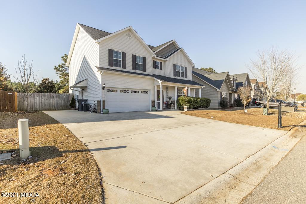 305 Rippling Water Way Perry, GA 31069 - Photo 2 of 45 305 Rippling Water Way 1