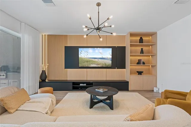 $7,500 | 8105 Fenton Street, Orlando, FL 32836