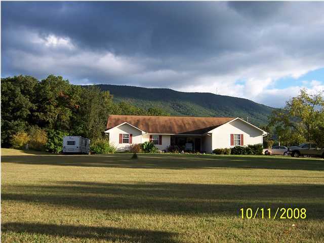 1324 Mountain View Road Benton, TN 37307 - Photo 1 of 4 Primary Photo