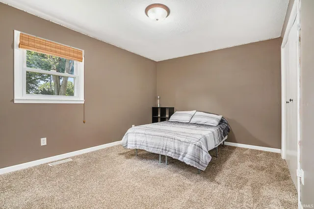 $399,900 | 500 Rutter Street, Warsaw, IN 46580