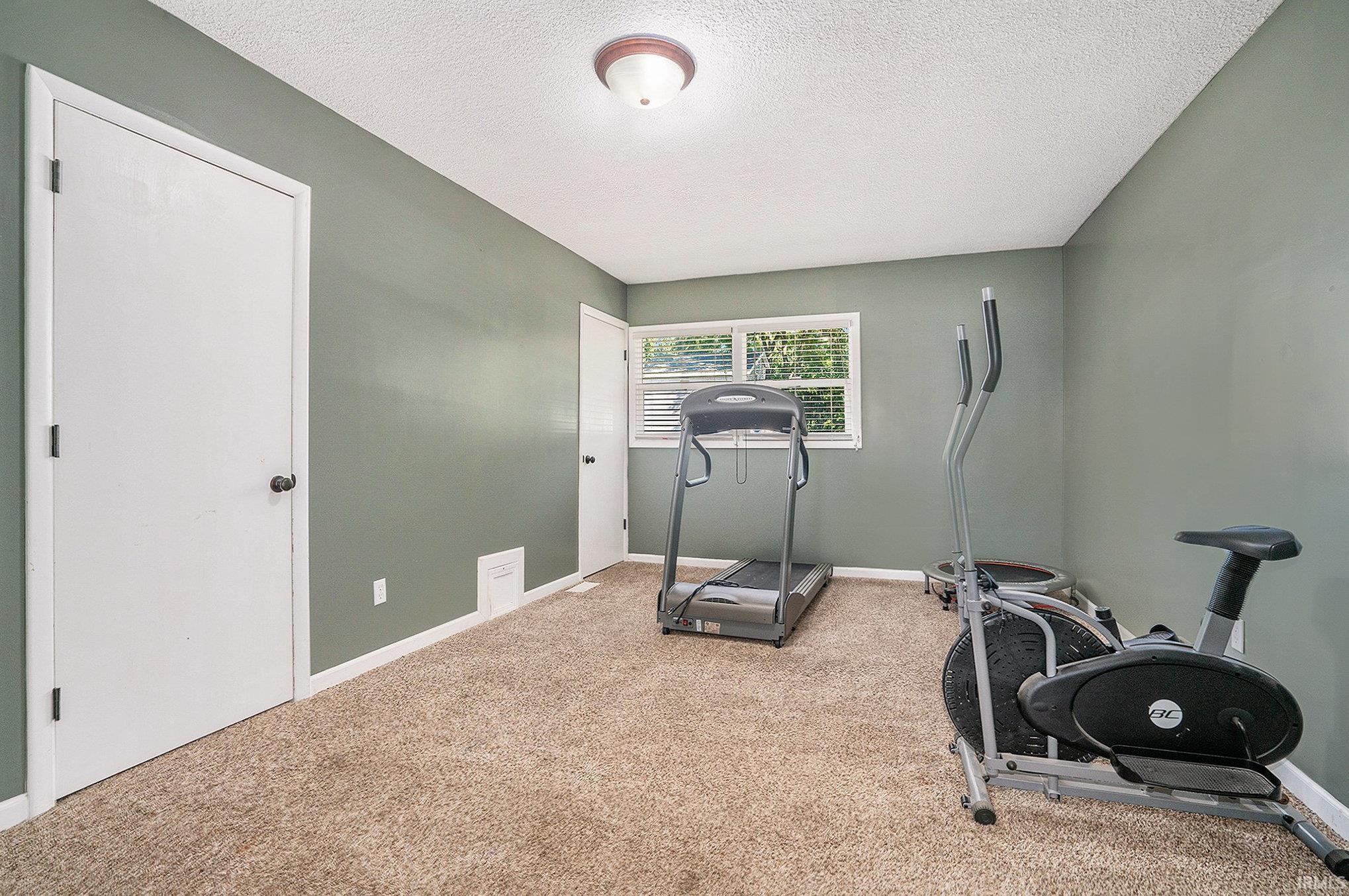 500 Rutter Street Warsaw, IN 46580 - Photo 20 of 28