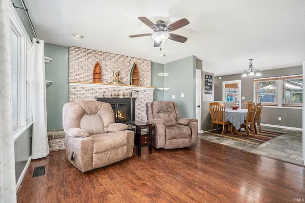 $399,900 | 500 Rutter Street, Warsaw, IN 46580