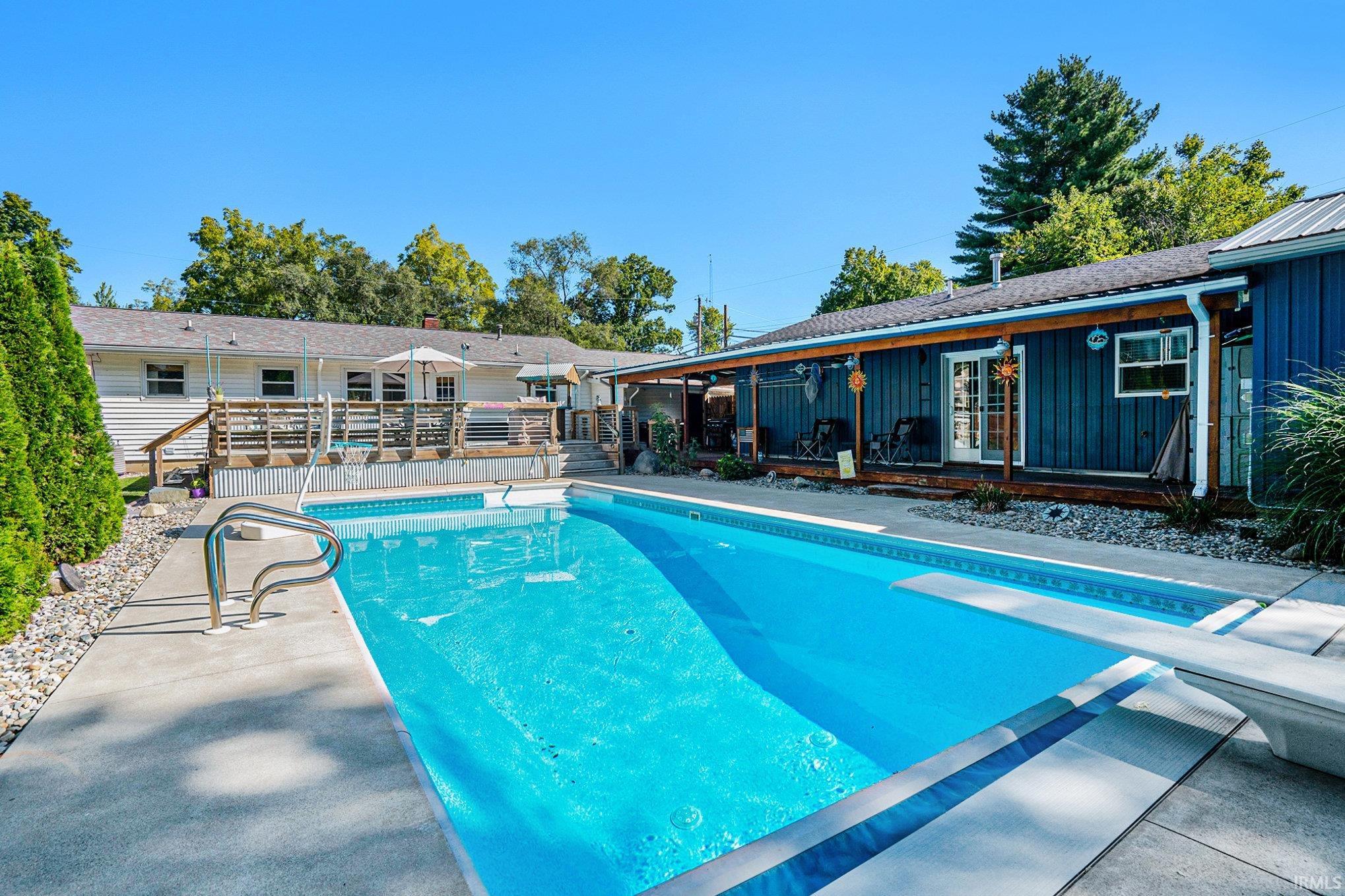 500 Rutter Street Warsaw, IN 46580 - Photo 3 of 28