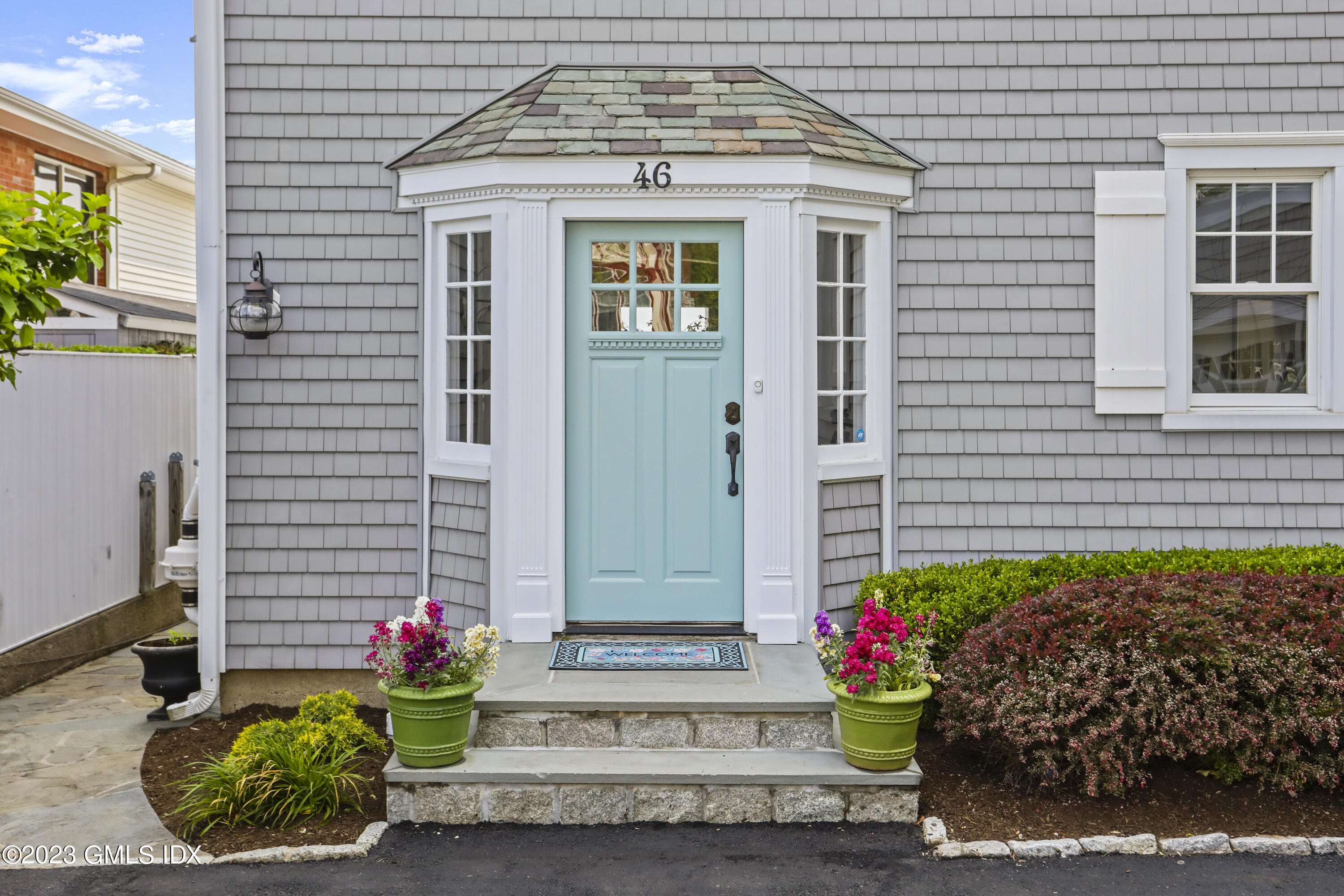 46 Ocean Drive North Stamford, CT 06902 - Photo 5 of 34 a front view of a house