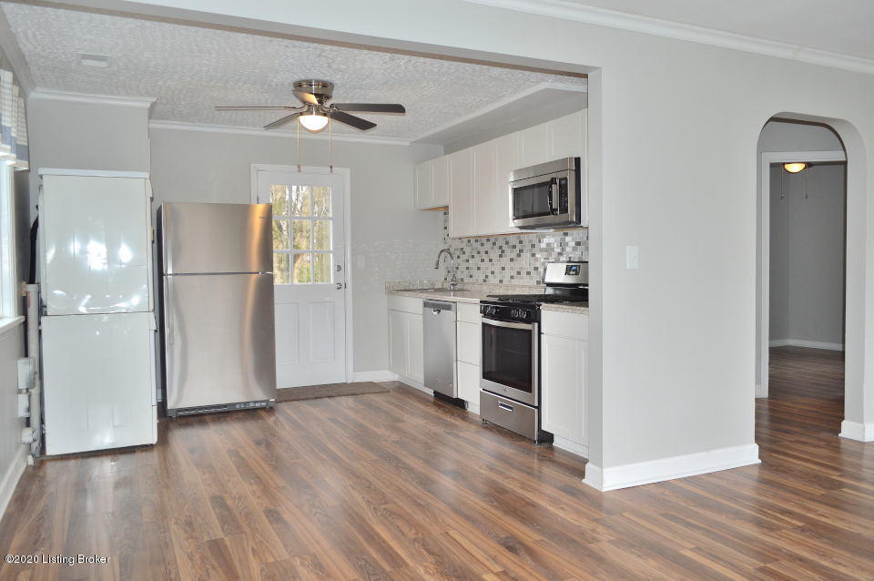 4506 Dover Road Louisville, KY 40216 - Photo 4 of 16 4506 Dover_LR to Kit