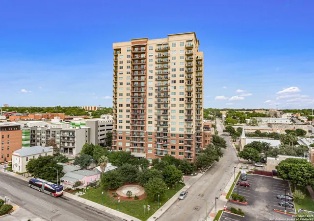 $342,000 | 215 Center Street, Unit 203, San Antonio, TX 78202
