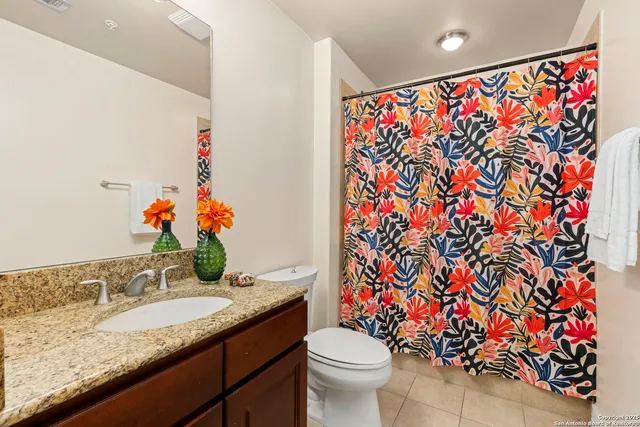 $342,000 | 215 Center Street, Unit 203, San Antonio, TX 78202