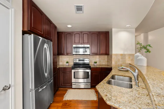 $342,000 | 215 Center Street, Unit 203, San Antonio, TX 78202