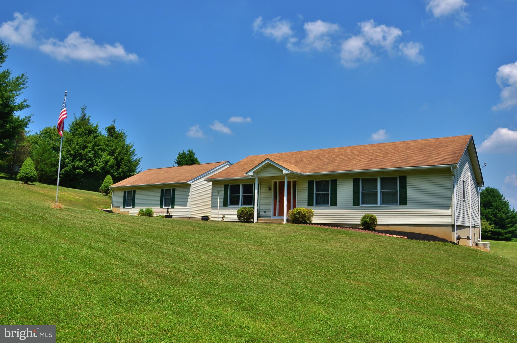 92 Deer Road Fawn Grove, PA 17321 - Photo 2 of 50 Gallery Image 2