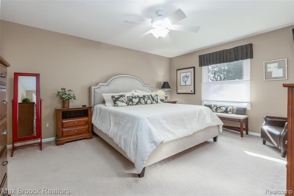 313 Lake Forest Road Rochester Hills, MI 48309 - Photo 24 of 32