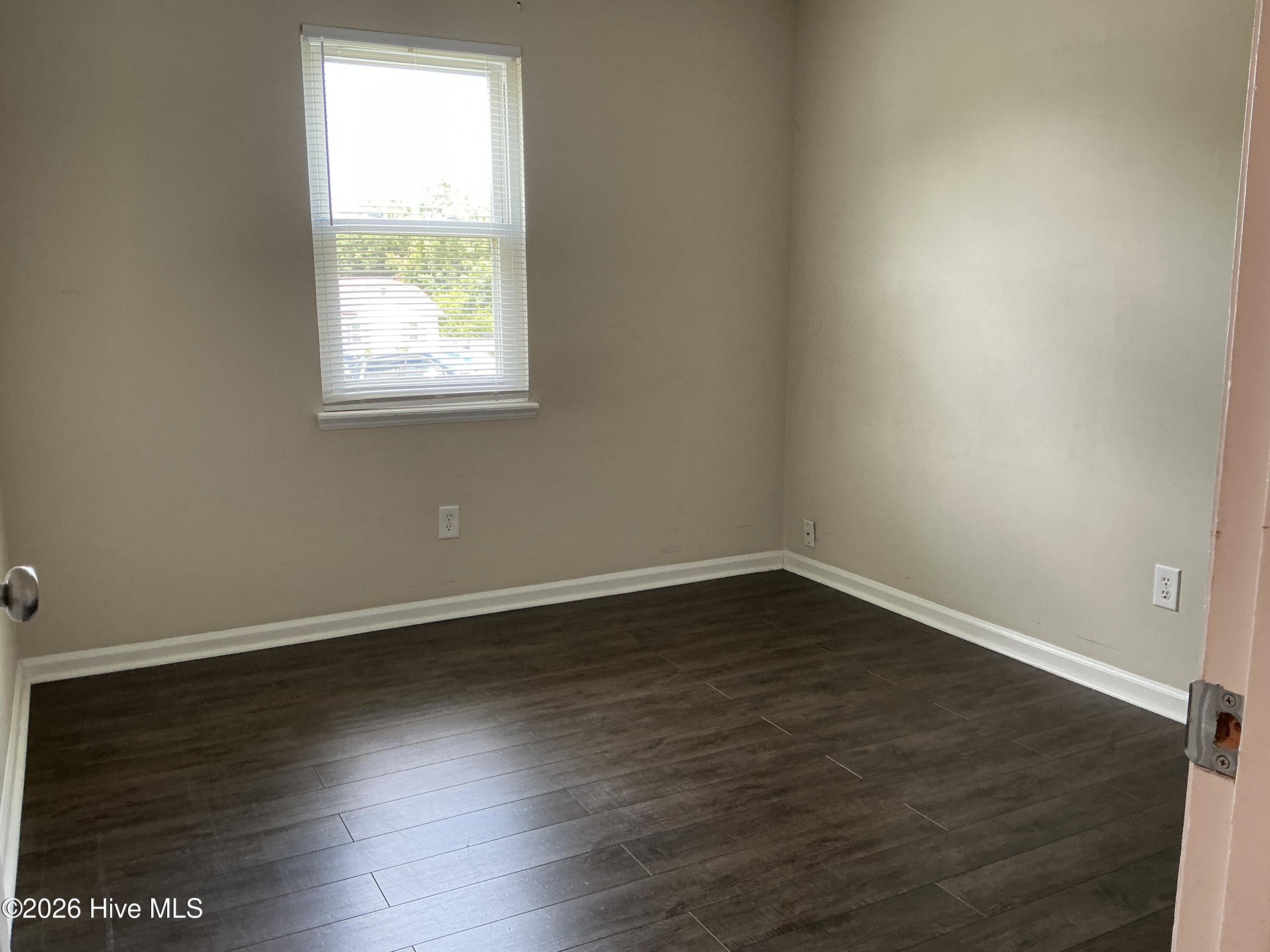 1011 Ridgecrest Lane Jacksonville, NC 28546 - Photo 19 of 21 Bedroom 3