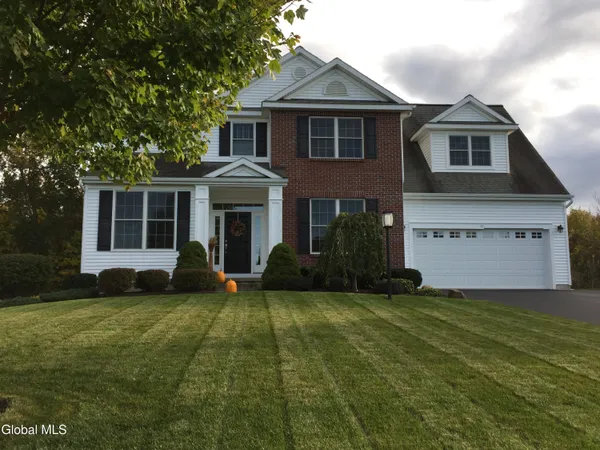 $625,000 | 15 Avendale Drive, Malta, NY 12019