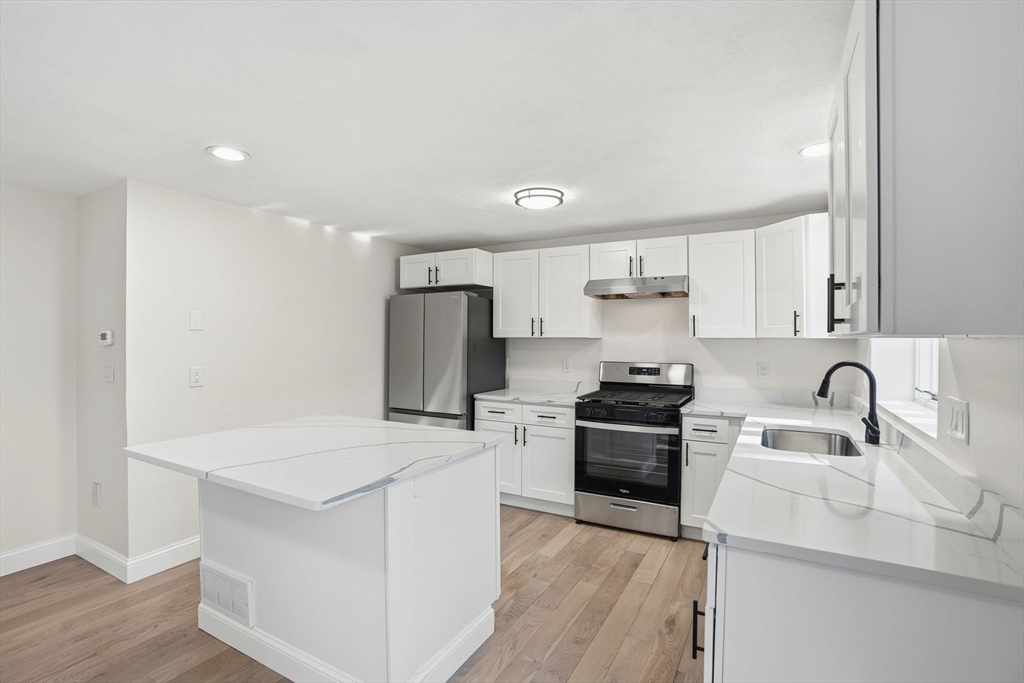 24 Deer Path, Unit 5 Maynard, MA 01754 - Photo 12 of 36