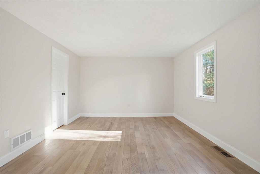 24 Deer Path, Unit 5 Maynard, MA 01754 - Photo 18 of 36