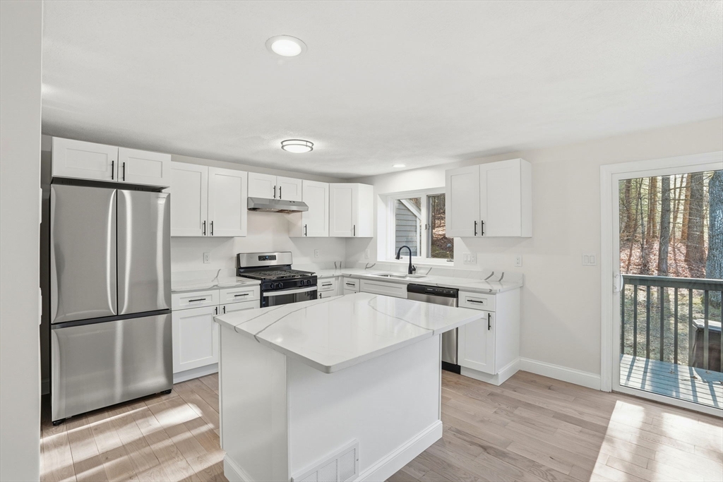 24 Deer Path, Unit 5 Maynard, MA 01754 - Photo 10 of 36