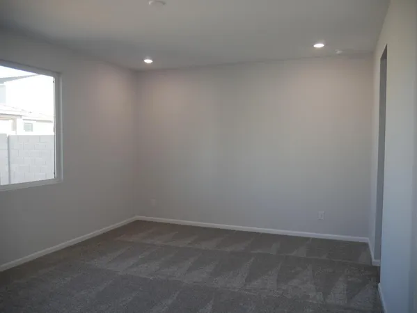$2,100 | 18156 West Daley Lane, Surprise, AZ 85387