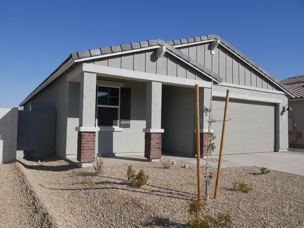 $2,100 | 18156 West Daley Lane, Surprise, AZ 85387
