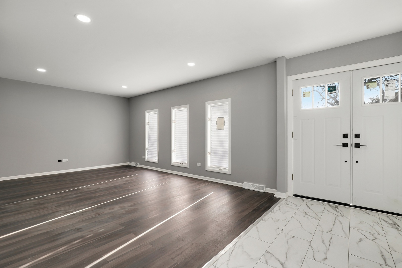 3518 South Manor Drive Lansing, IL 60438 - Photo 8 of 29