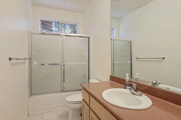 $510,000 | 3220 New London Lane, Modesto, CA 95355