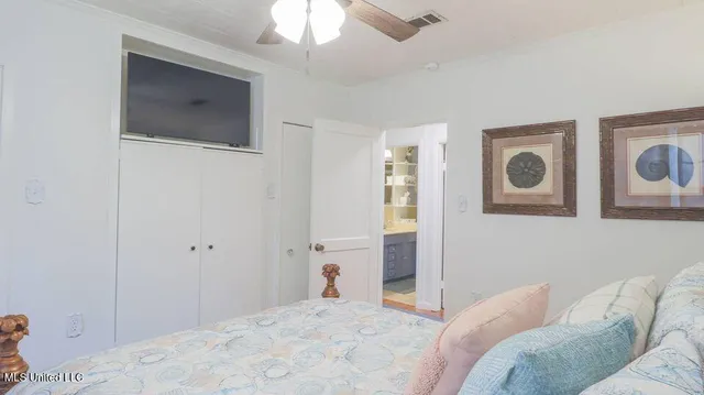 $2,350 | 171 St Charles Avenue, Biloxi, MS 39530