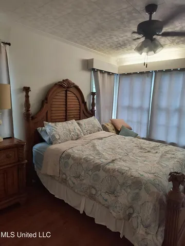 $2,350 | 171 St Charles Avenue, Biloxi, MS 39530