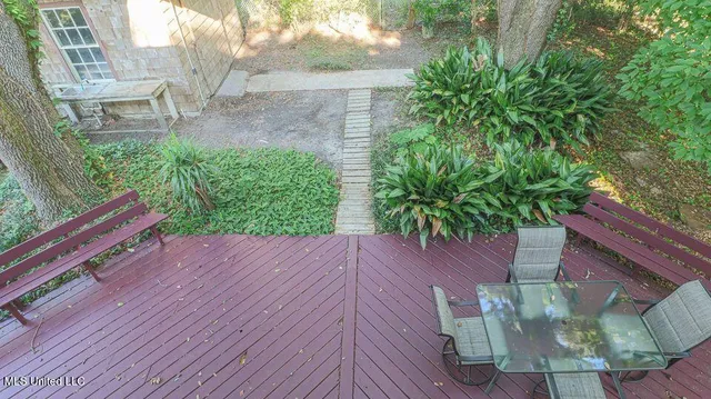 $2,350 | 171 St Charles Avenue, Biloxi, MS 39530