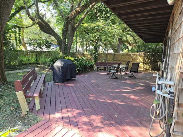 $2,350 | 171 St Charles Avenue, Biloxi, MS 39530